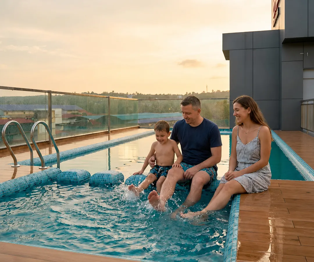 Rooftop swimming pool at Kowju Airport Hotel